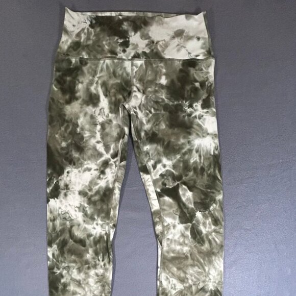 Lululemon Women’s Leggings Size10 Align Crop Diamond Dye Army Green Dark Olive - Picture 1 of 8